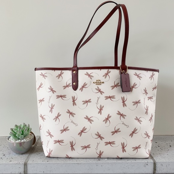 coach dragonfly tote